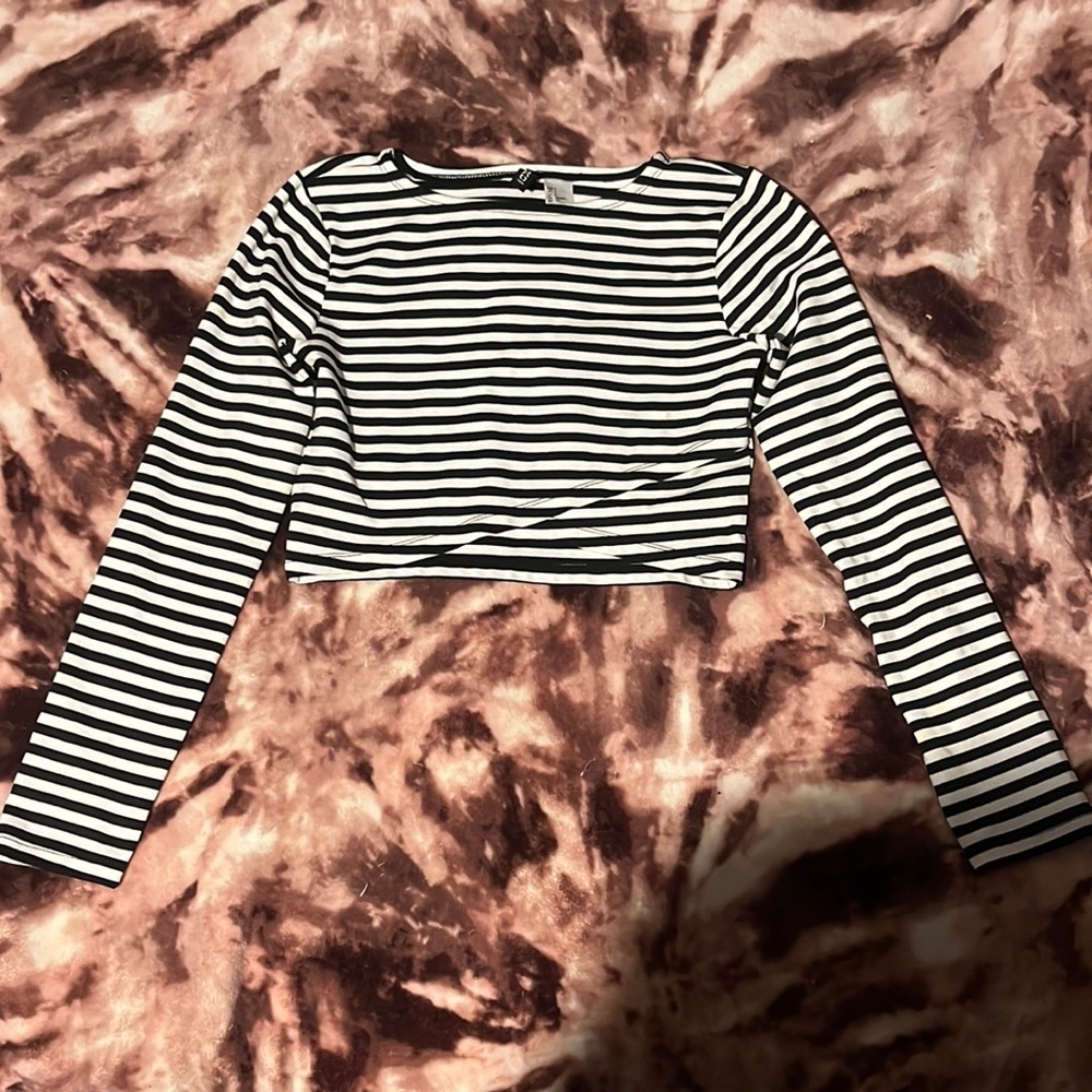Divided Long Sleeve